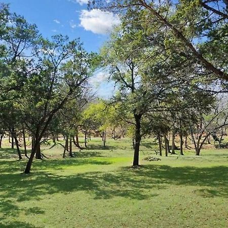 ווימברלי Fox Hollow - Tiny Home With Cypress Creek Access, Park Like Setting מראה חיצוני תמונה