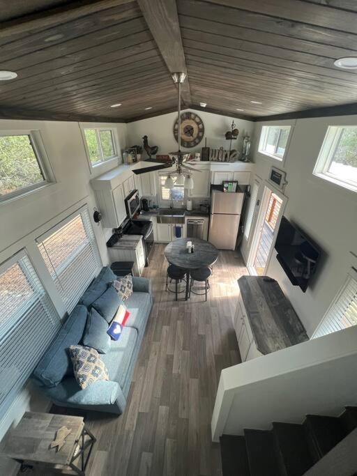 ווימברלי Fox Hollow - Tiny Home With Cypress Creek Access, Park Like Setting מראה חיצוני תמונה