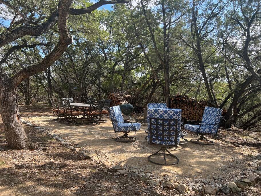 ווימברלי Fox Hollow - Tiny Home With Cypress Creek Access, Park Like Setting מראה חיצוני תמונה